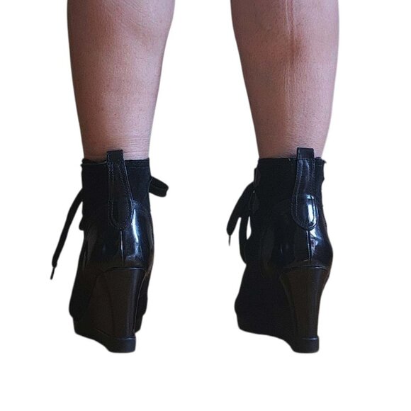 Guess Suede Leather Faux Fur Ankle Boot - Picture 4 of 16